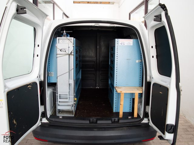VOLKSWAGEN Caddy usata, con Controllo trazione