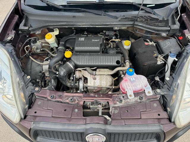 FIAT Doblo usata, con Sedile posteriore sdoppiato