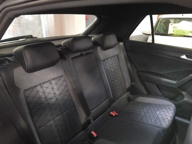VOLKSWAGEN T-Roc usata, con Cruise Control