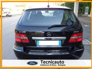 MERCEDES-BENZ B 180 usata, con Autoradio