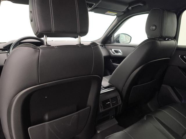 LAND ROVER Range Rover Velar usata, con Leve al volante