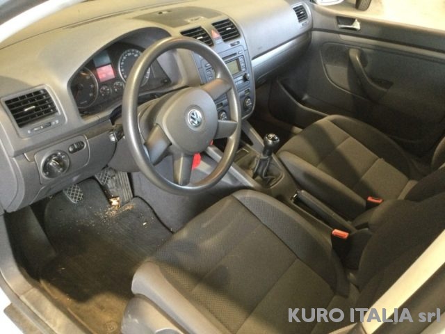 VOLKSWAGEN Golf usata, con ESP