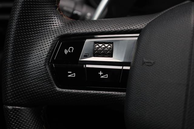 DS AUTOMOBILES DS 7 Crossback usata, con Sedile posteriore sdoppiato