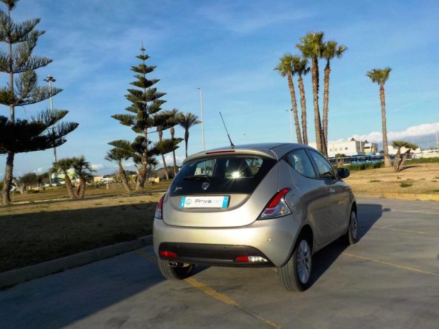 LANCIA Ypsilon usata 25