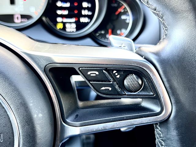 PORSCHE Cayenne usata, con Touch screen