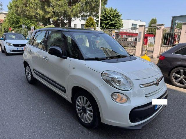 FIAT 500L usata, con Autoradio