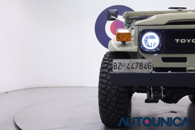 TOYOTA Land Cruiser usata 31