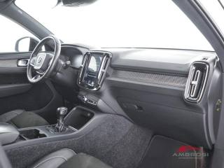 VOLVO XC40 usata 11