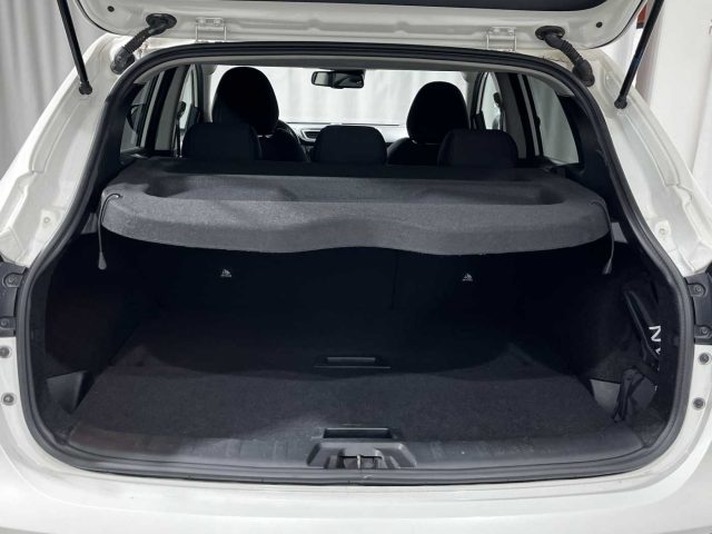 NISSAN Qashqai usata, con Sedile posteriore sdoppiato