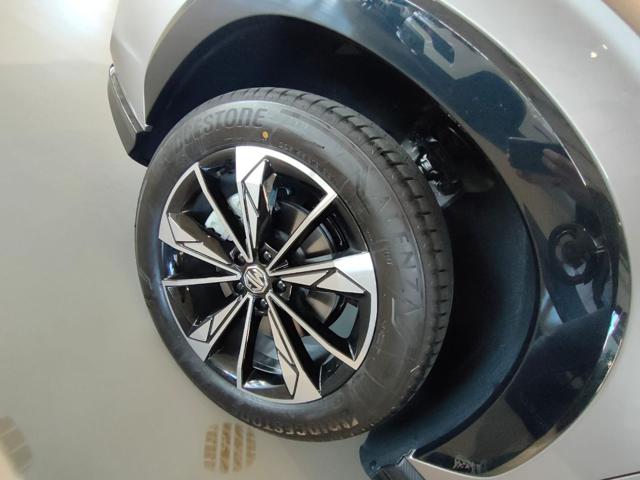 MG HS usata, con Specchietti laterali elettrici