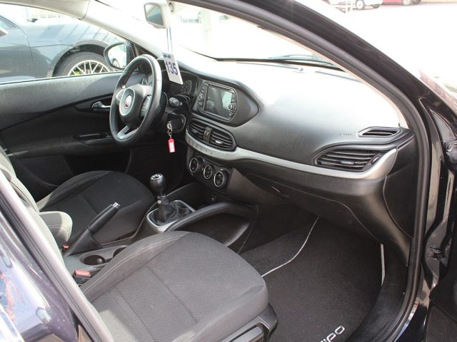 FIAT Tipo usata, con Controllo automatico clima