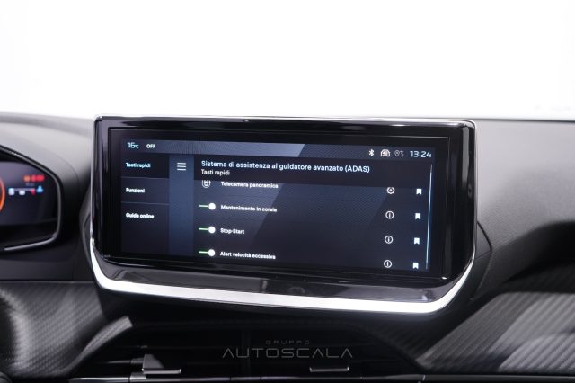 PEUGEOT 2008 usata, con Volante in pelle