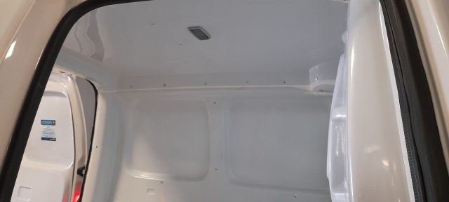 VOLKSWAGEN Caddy usata 19