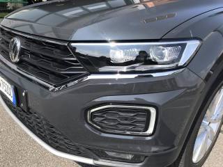 VOLKSWAGEN T-Roc usata, con USB