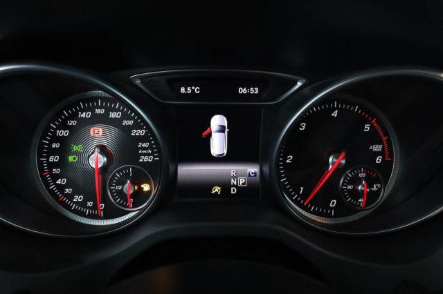MERCEDES-BENZ CLA 200 usata 6