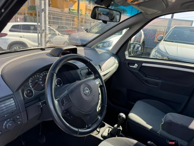 OPEL Meriva usata, con Controllo automatico clima