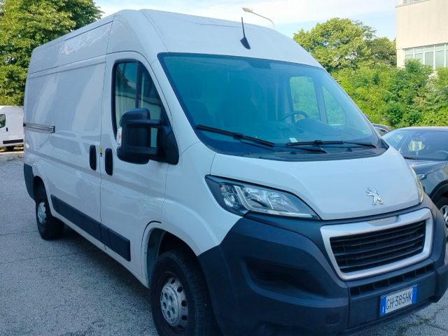 PEUGEOT Boxer usata, con Chiusura centralizzata