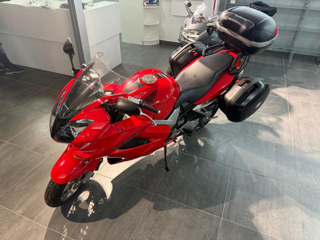 HONDA VFR 800 usata 11