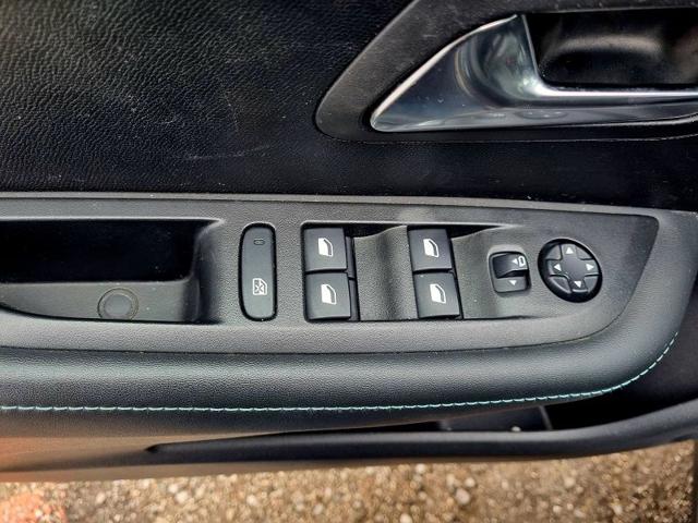 PEUGEOT 208 usata, con USB
