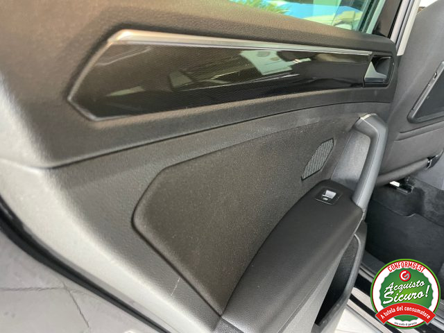 VOLKSWAGEN Tiguan usata, con Volante in pelle