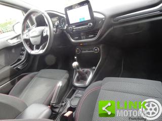 FORD Fiesta usata, con USB