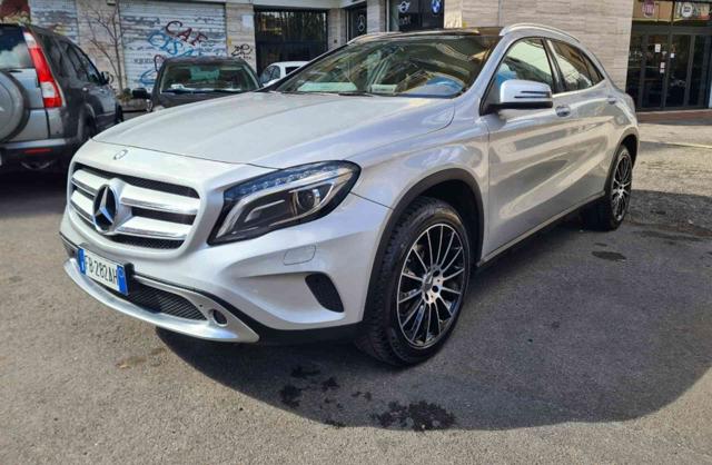 MERCEDES-BENZ GLA 200 usata, con Airbag laterali