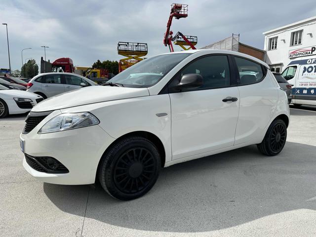 LANCIA Ypsilon usata, con ABS