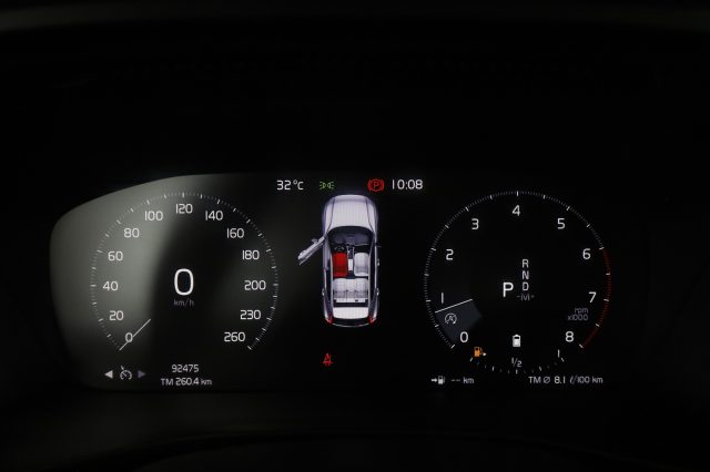 VOLVO XC40 usata 6