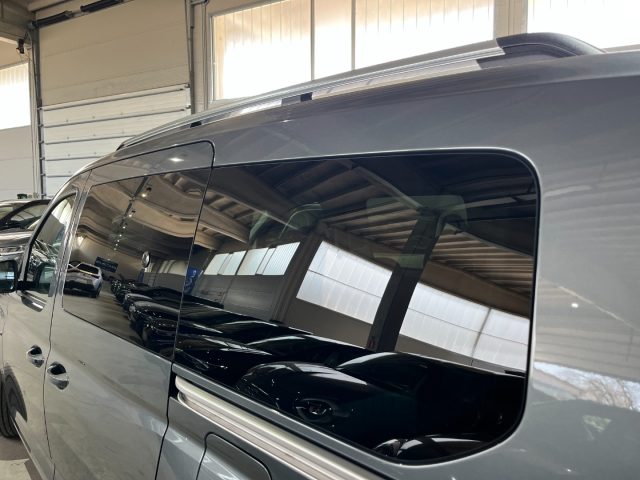 FORD Tourneo Connect usata, con Alzacristalli elettrici