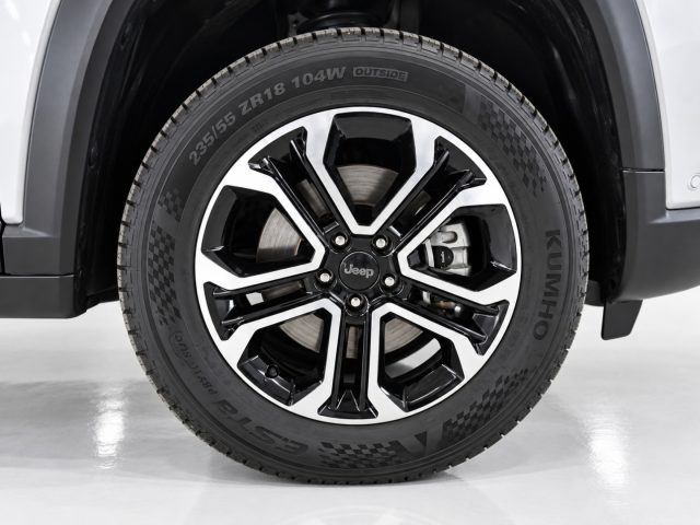JEEP Compass usata, con Autoradio