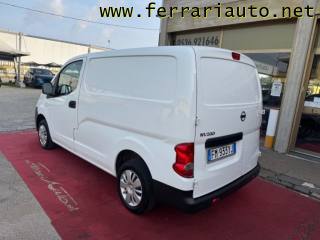 NISSAN NV200 usata, con Autoradio