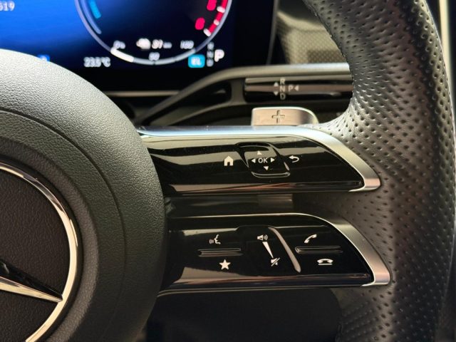 MERCEDES-BENZ GLC 300 usata, con Autoradio digitale