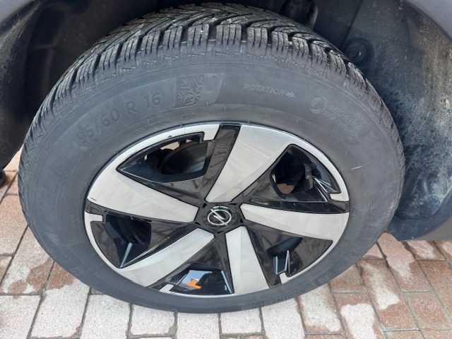 OPEL Crossland usata, con Fendinebbia