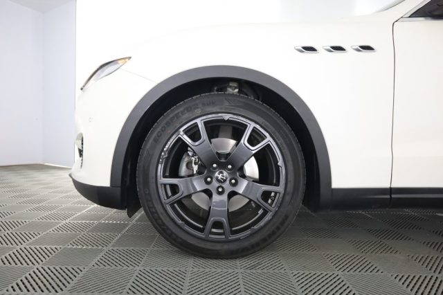 MASERATI Levante usata 7