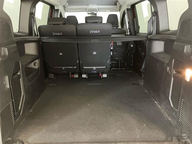 RENAULT Kangoo usata 23