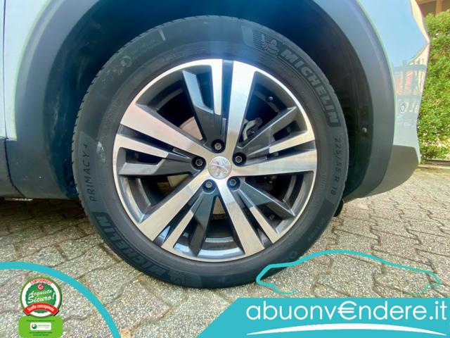 PEUGEOT 3008 usata, con Sistema di navigazione