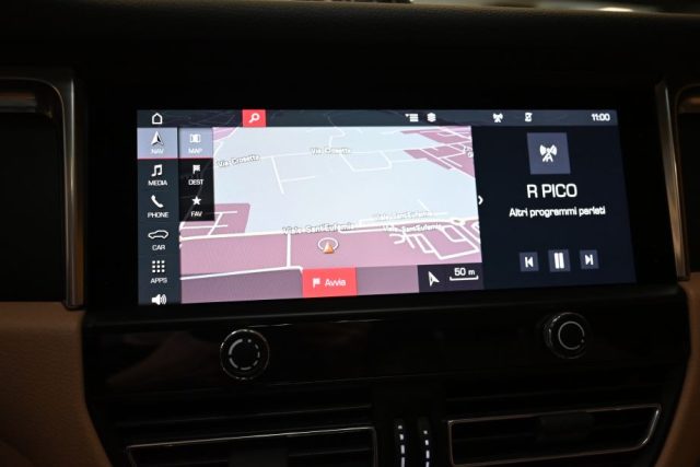 PORSCHE Macan usata 39