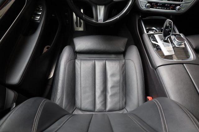 BMW 730 usata, con Volante in pelle