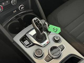 ALFA ROMEO Stelvio usata, con Autoradio digitale