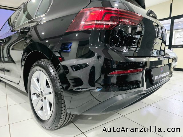 VOLKSWAGEN Golf usata, con Autoradio digitale