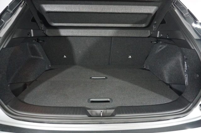 NISSAN Qashqai usata, con Controllo automatico clima