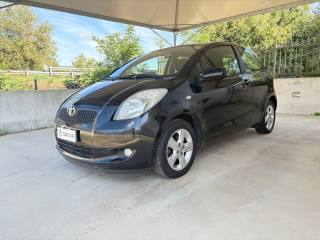 TOYOTA Yaris 1.3 AUTOMATICA KM E MOTORE ORIGINALI - PRONTA CONS