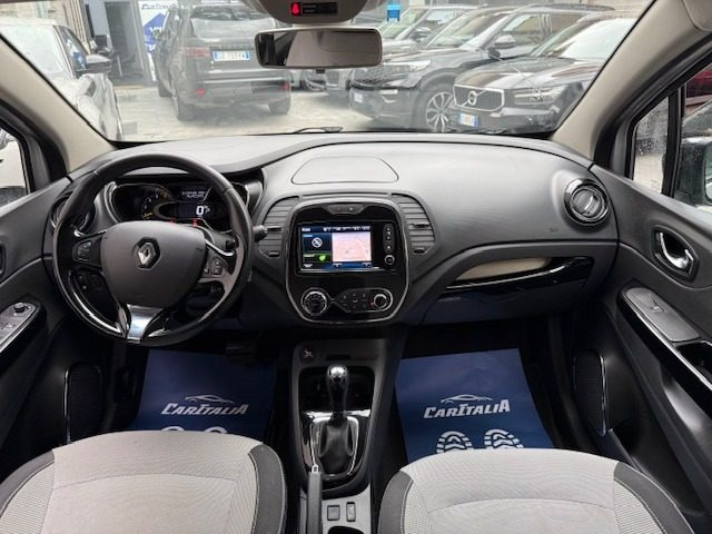 RENAULT Captur usata, con Controllo automatico clima