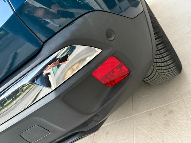 PEUGEOT 3008 usata, con Volante multifunzione