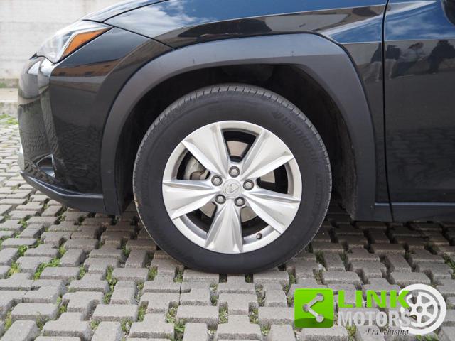 LEXUS UX 250h usata 25