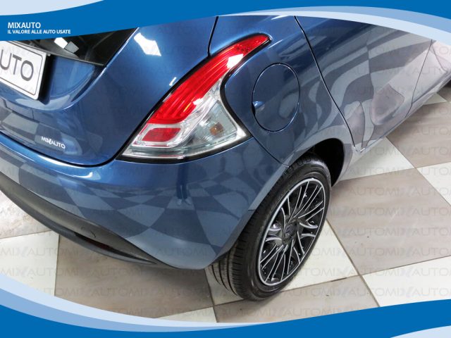 LANCIA Ypsilon usata, con Servosterzo