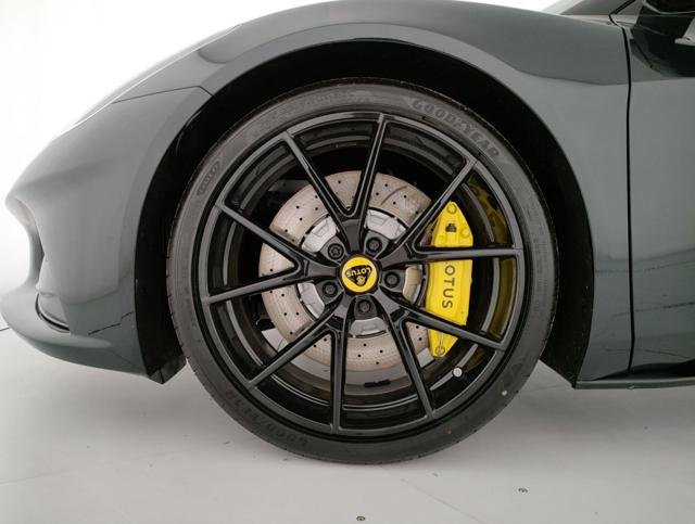 LOTUS Emira usata, con Cerchi in lega