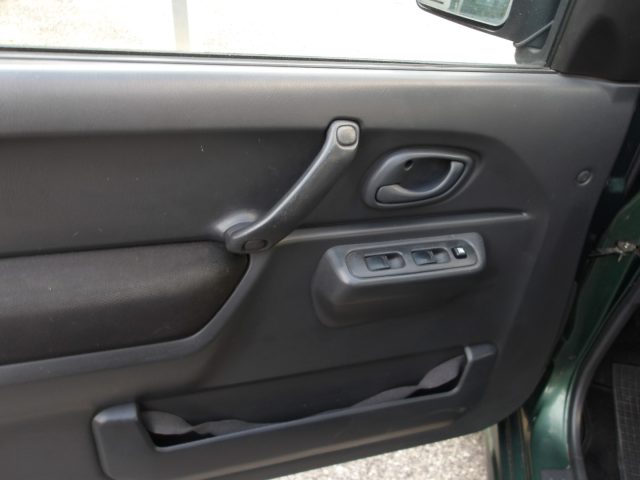 SUZUKI Jimny usata, con Gancio traino