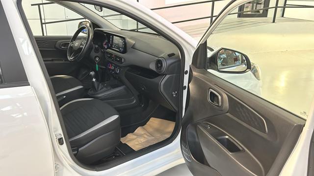 HYUNDAI i10 usata, con Autoradio