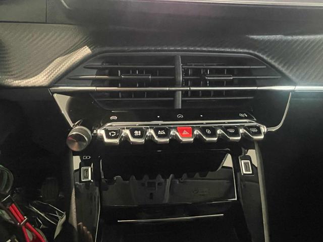PEUGEOT 208 usata, con Fari LED